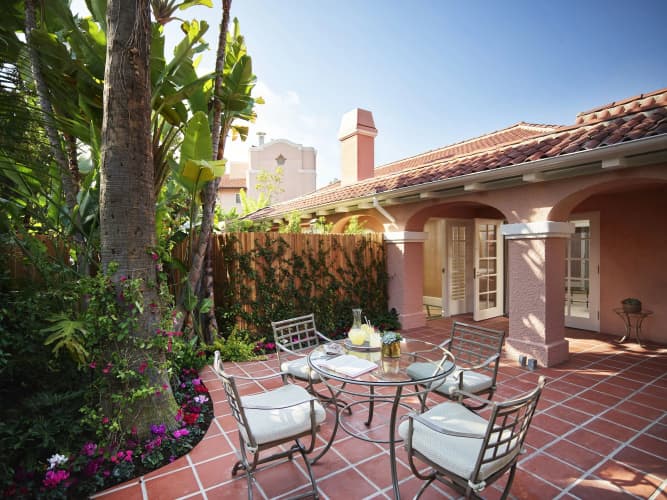 The Beverly Hills, photo 2