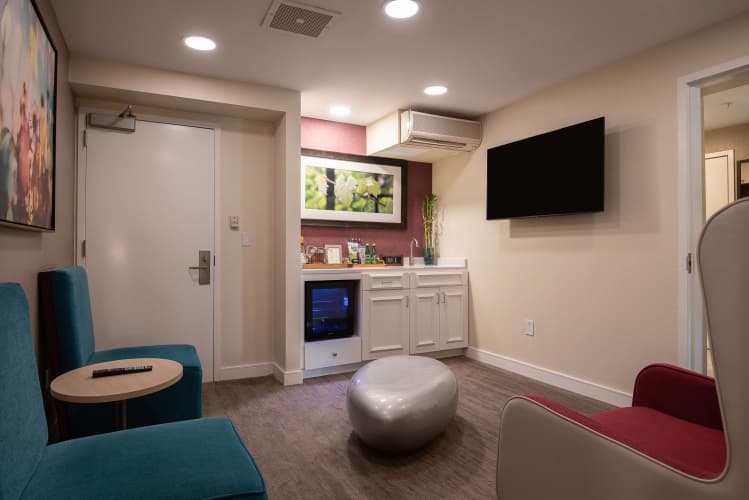 Hilton Garden Inn Calabasas, photo 5
