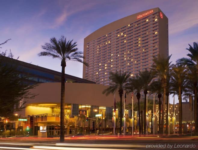 Sheraton Phoenix Downtown photo 2