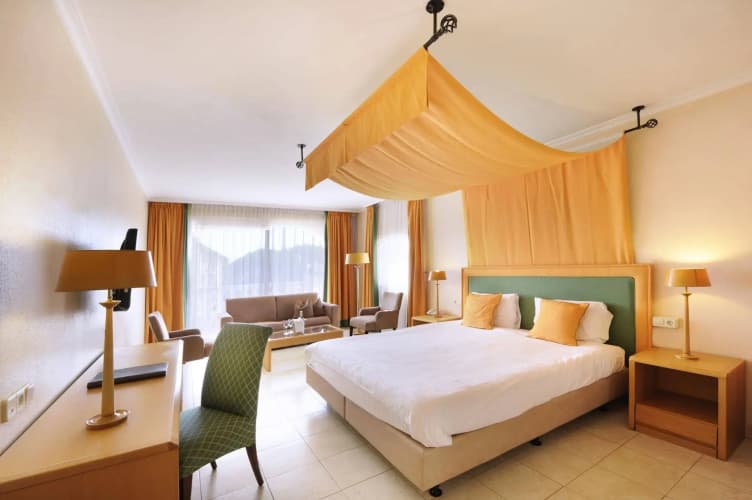 Van Der Valk Hotel Barcarola photo 4