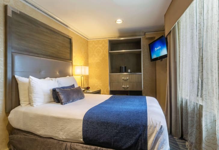 Best Western Plus Robert Treat Hotel photo 5