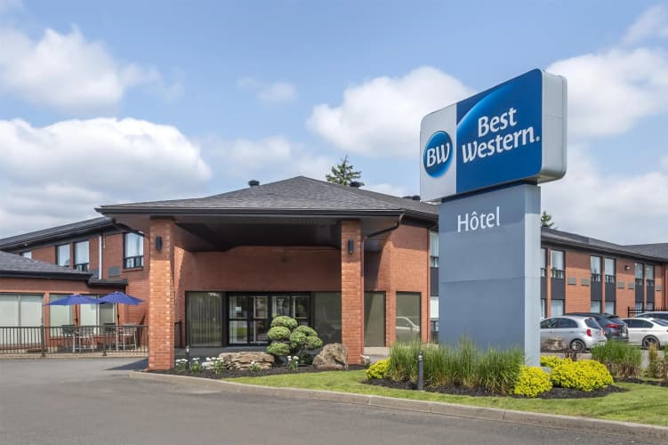 Best Western Hotel Brossard photo 2