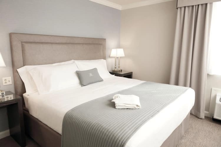 Ethan Allen Hotel photo 3