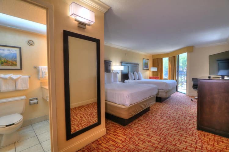 Edgewater Hotel photo 3