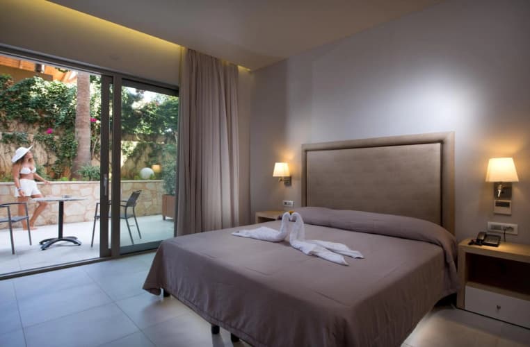 Cactus Beach Hotel photo 2