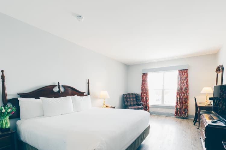 The Loyalist Country Inn photo 3