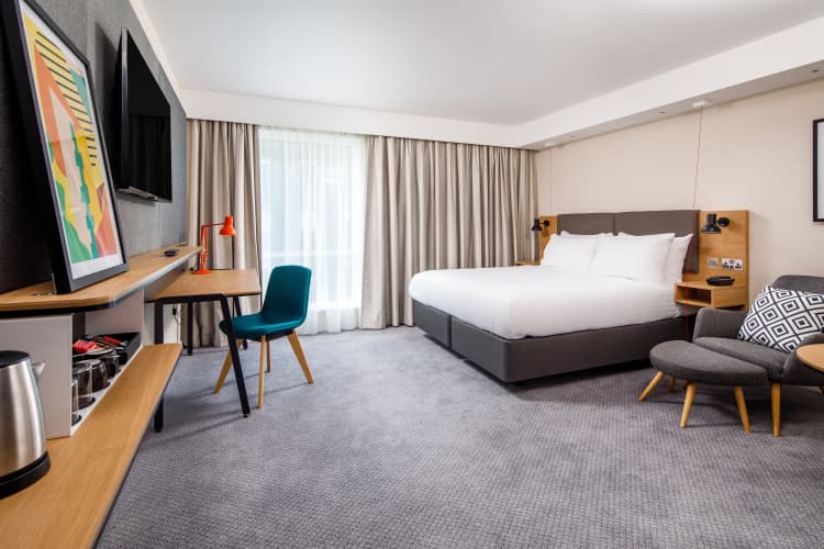Holiday Inn Manchester Airport photo 4