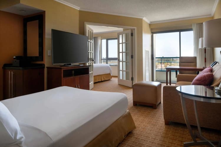 Marriott Newport Beach Bayview photo 5