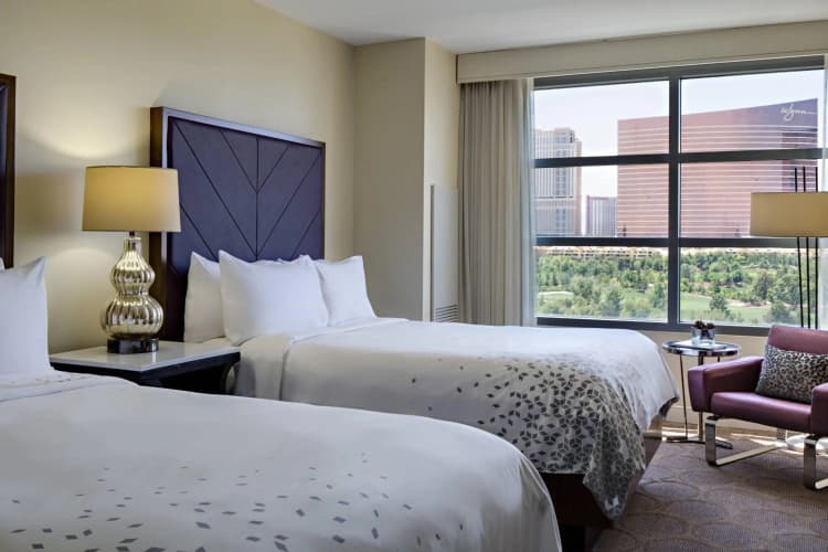 Renaissance Las Vegas Hotel photo 4