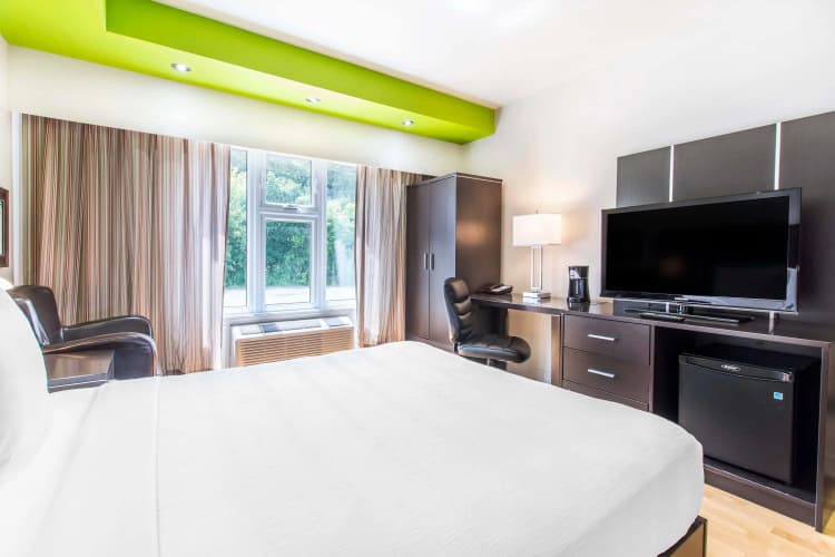 Travelodge By Wyndham Trois-Rivieres photo 4
