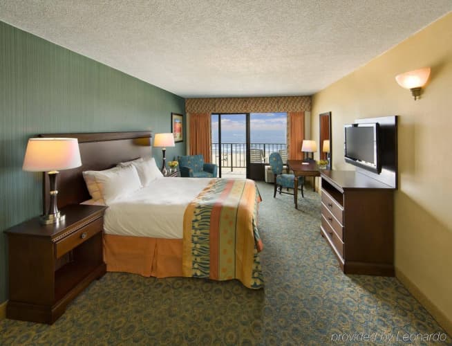 DoubleTree by Hilton Virginia Beach Oceanfront South photo 4