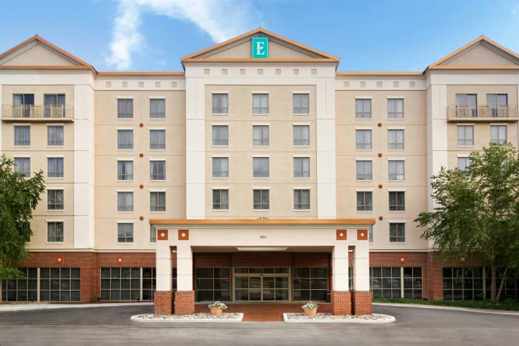 Embassy Suites by Hilton Newark Wilmington South photo 2