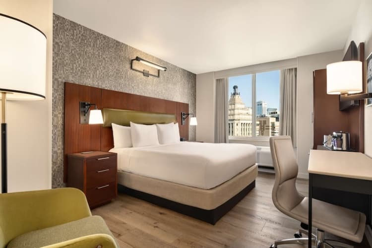 DoubleTree by Hilton New York Downtown photo 5