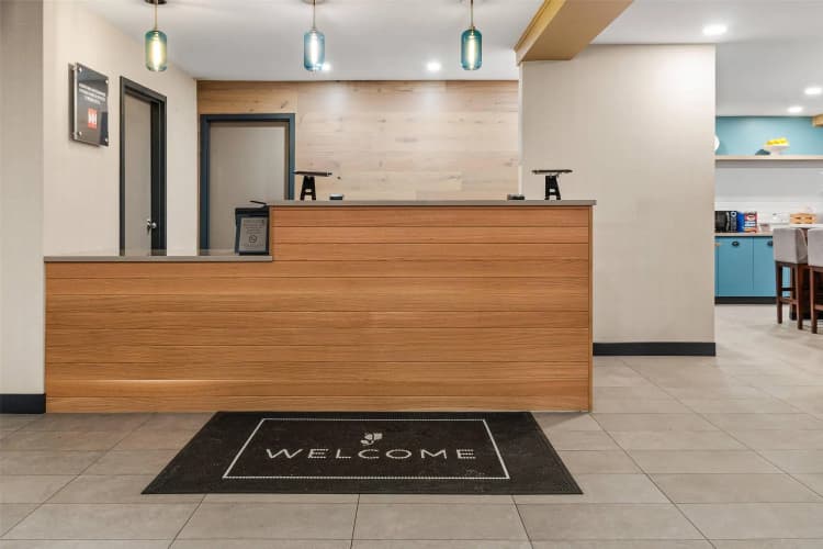 Country Inn & Suites by Radisson, Winnipeg, MB photo 3