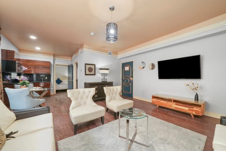 Riviera Suites South Beach photo 3