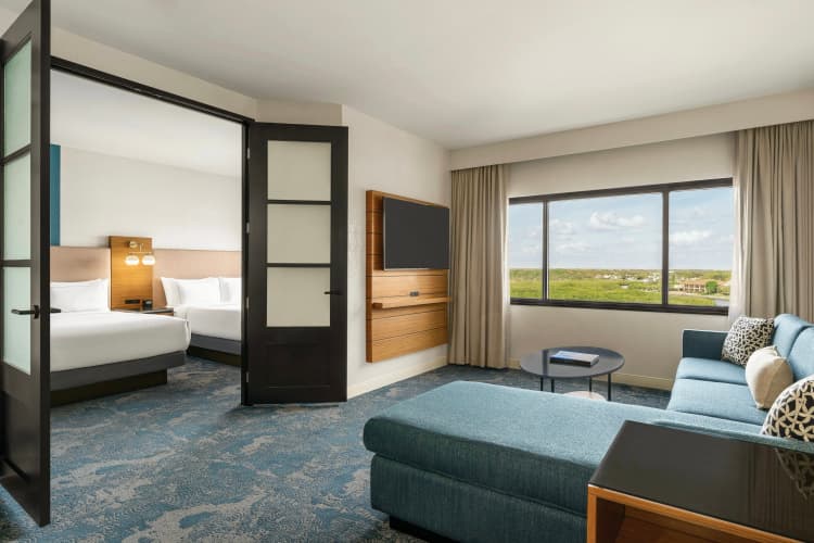 DoubleTree by Hilton Tampa Rocky Point Waterfront photo 5