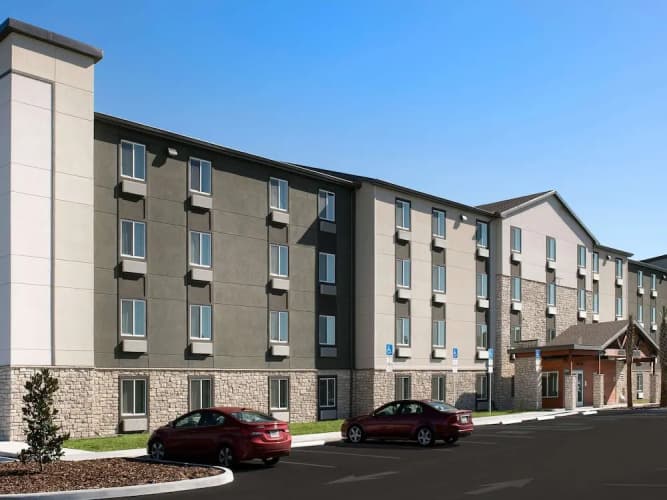 Woodspring Suites Tampa Brandon photo 2