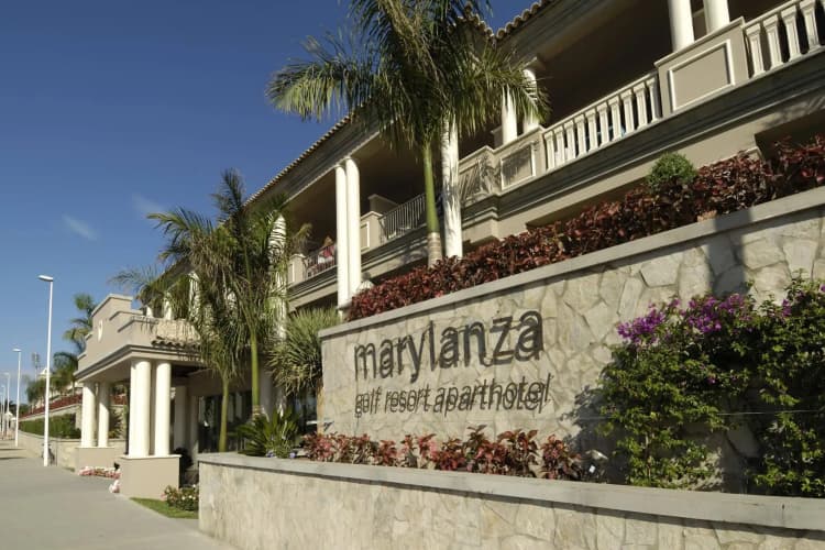 Marylanza Suites & Spa photo 2