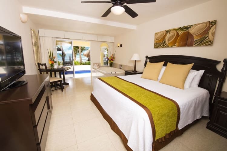 Hidden Beach Resort Au Naturel All Inclusive photo 5