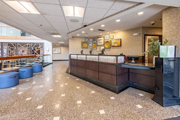 Drury Inn & Suites St. Louis Airport photo 3