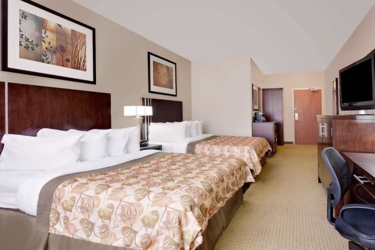 Ramada by Wyndham Lac La Biche, photo 4