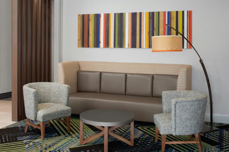 Holiday Inn Express & Suites Woodside LaGuardia Airport photo 4