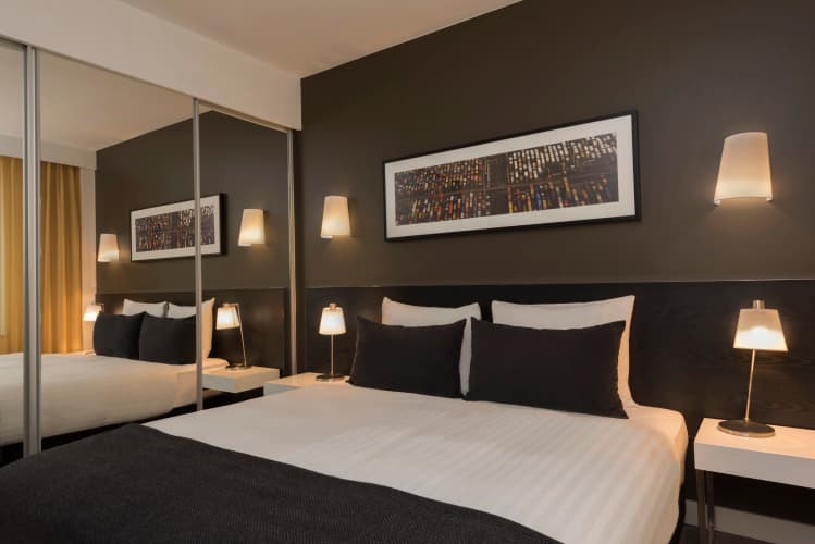Adina Apartment Hotel Berlin Hackescher Markt photo 5