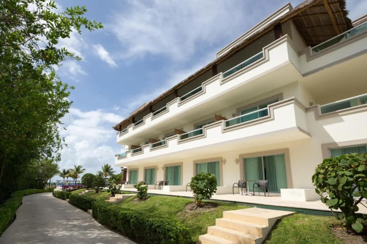 Bluebay Grand Esmeralda photo 2