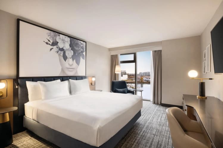 Radisson Blu Vancouver Airport photo 4