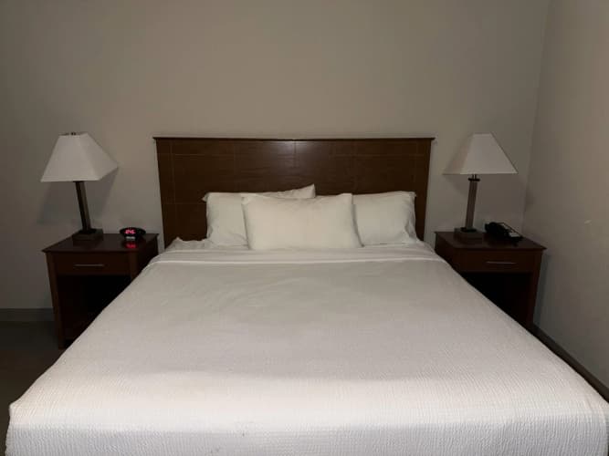 Super 8 By Wyndham Fort St. John Bc photo 4