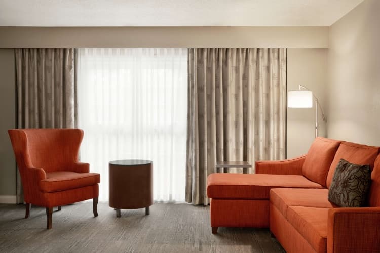 Hampton Inn New Orleans-St. Charles Ave./Garden District, photo 4