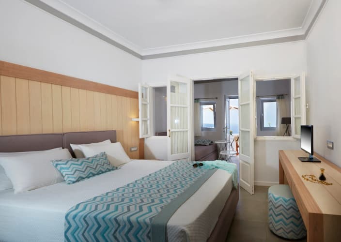 Volcano View Hotel Santorini - Adults Only photo 5