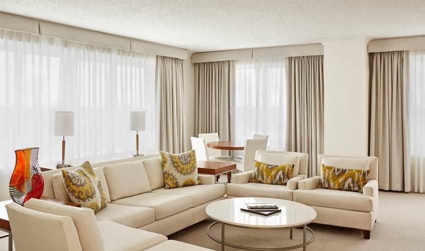Intercontinental Suites Cleveland photo 4