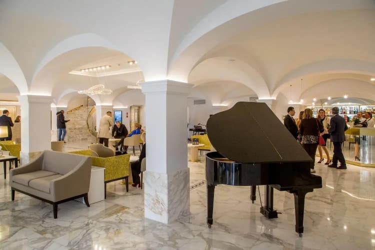 Shangri La Roma, photo 5