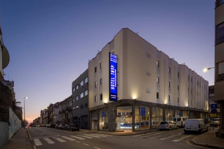 TRYP by Wyndham Porto Centro Hotel photo 2
