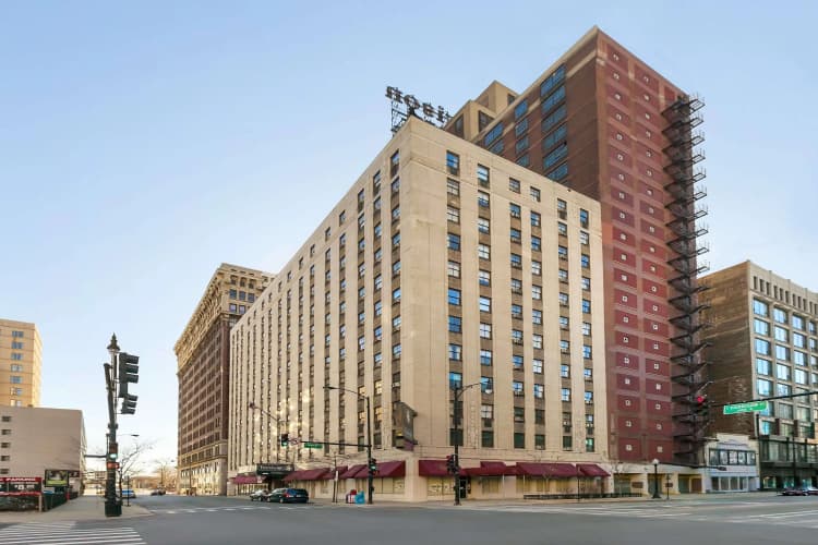 Travelodge by Wyndham Downtown Chicago photo 2