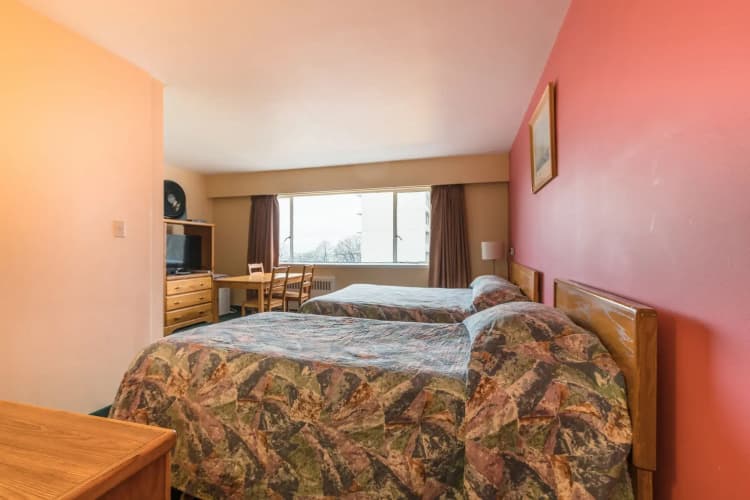 English Bay Hotel photo 4