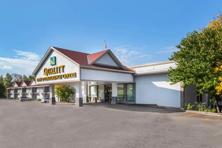 Quality Inn & Conference Centre photo 2