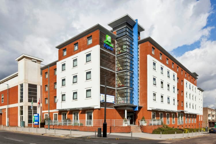 Holiday Inn Express Stevenage photo 2