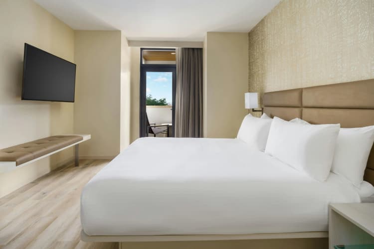 Ac Hotel By Marriott Naples 5Th Avenue photo 4