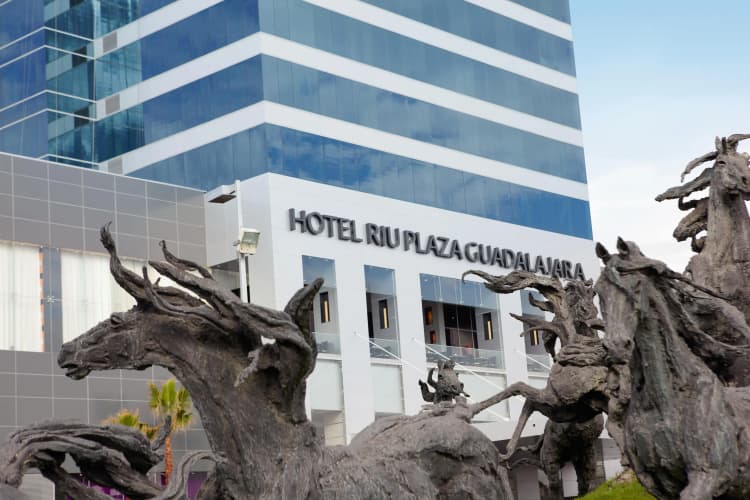 Hotel Riu Plaza Guadalajara photo 2