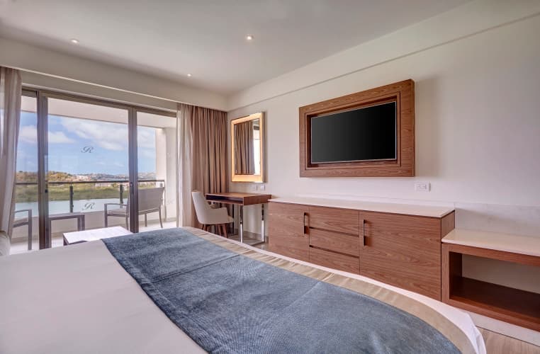Royalton Antigua, An Autograph Collection All-Inclusive Resort & Casino photo 5