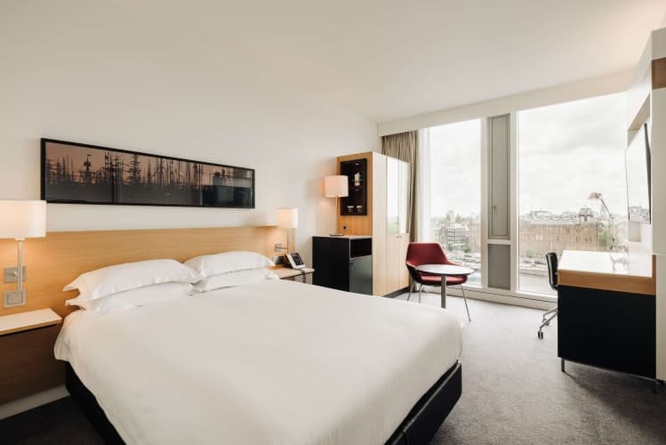 DoubleTree by Hilton Amsterdam Centraal Station photo 5