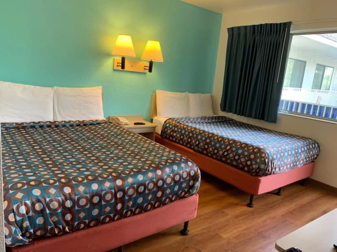 Vagabond Inn Sylmar photo 4
