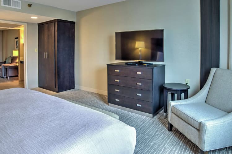 Embassy Suites by Hilton Indianapolis North, photo 5