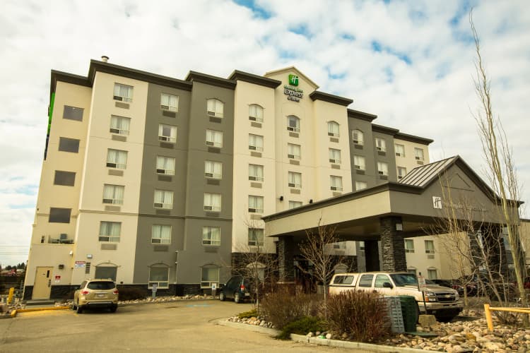 Holiday Inn Express & Suites Edmonton North photo 2