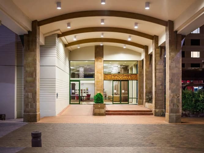 Novotel Rotorua Lakeside photo 2