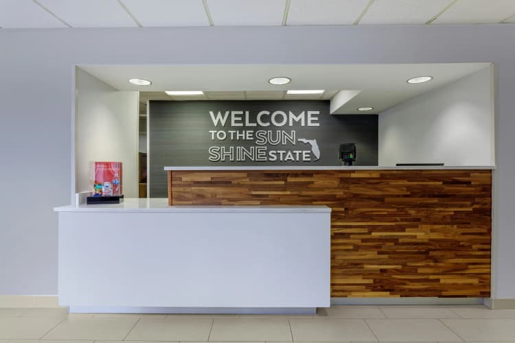 Hampton Inn Jacksonville-Downtown-I-95 photo 3