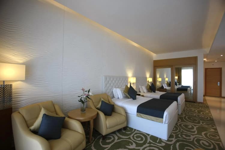 Oceanic Khorfakkan Resort & Spa photo 5