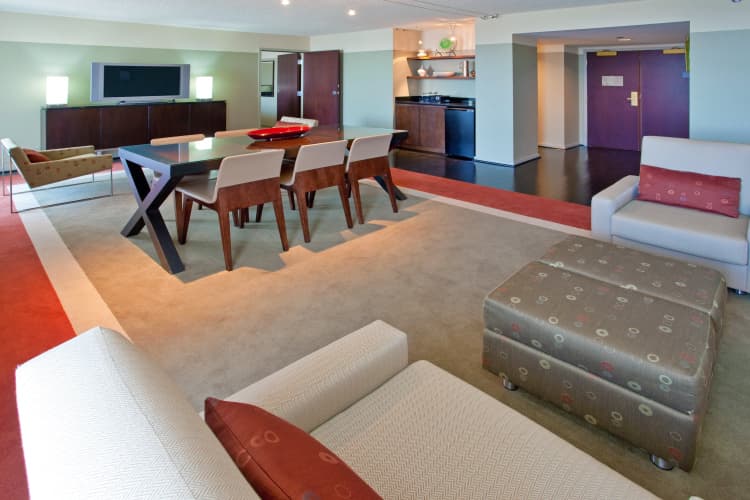 Crowne Plaza Chicago West Loop photo 4